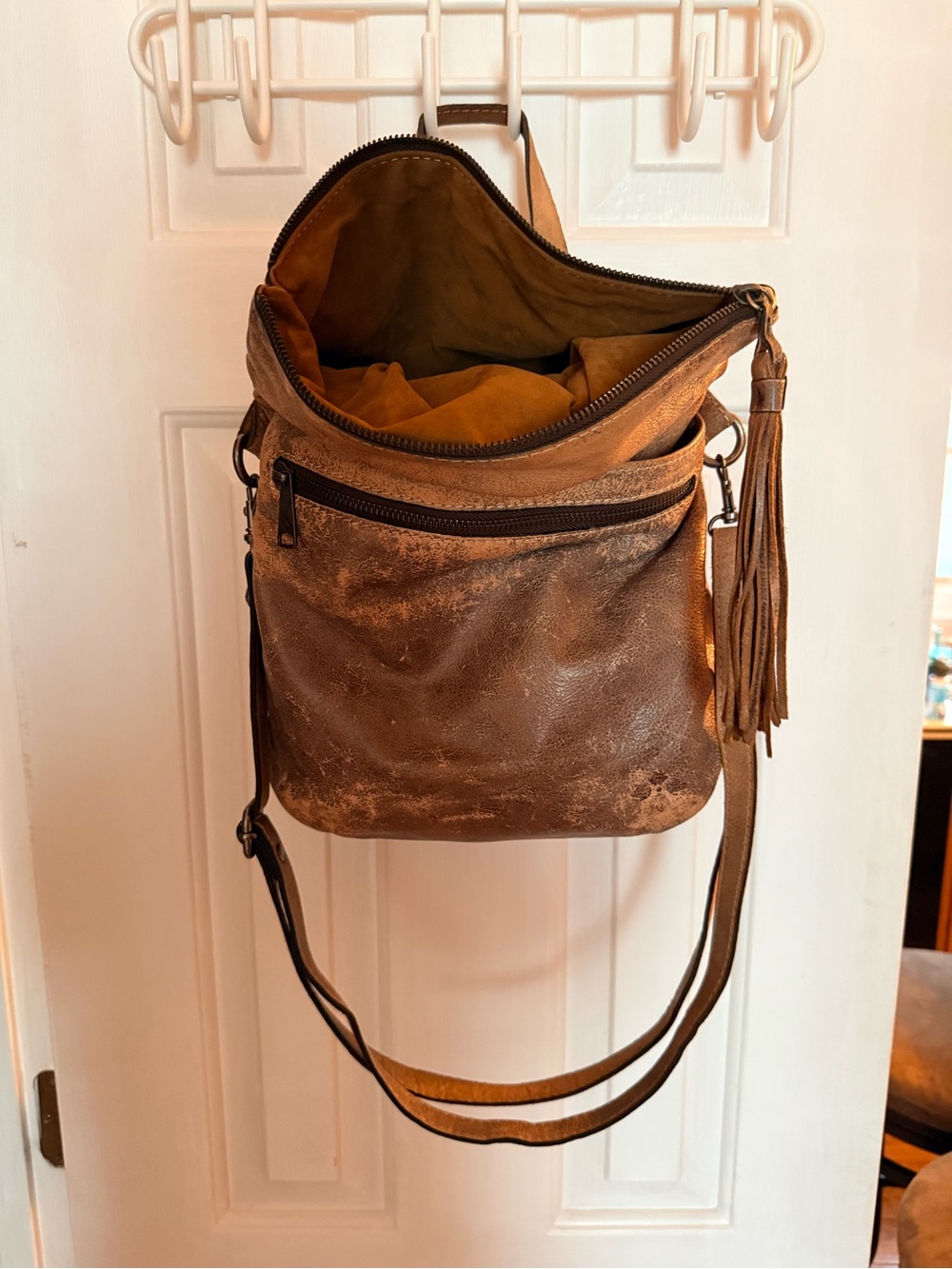 Patricia Nash Leather Crossbody and Backpack - Picture 3 of 4